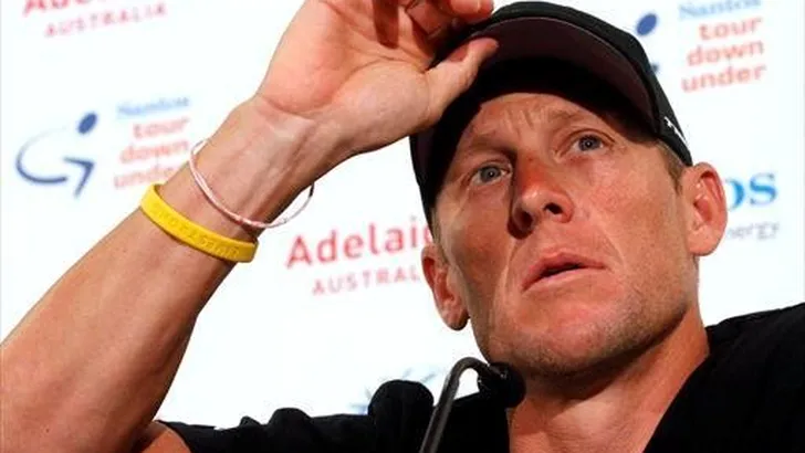 ARMSTRONG RAAKT TOURZEGES KWIJT