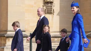 Prins William en prinses Kate met hun kinderen bij de paasmis te Windsor, 2023.