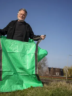 George Baker: 'Je moet geluk hebben met je genen'