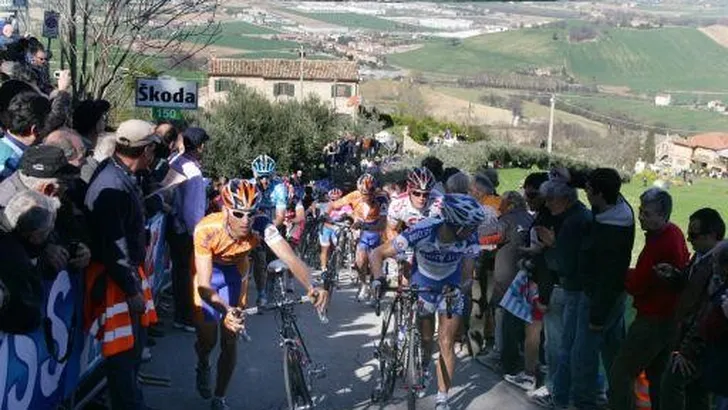 Tirreno: Van Cecina naar San Benedetto del Tronto