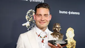 Douwe Bob