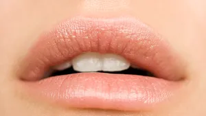 Déze ademgewoonte ondermijnt je gezondheid ongemerkt - volgens een biologische tandarts