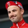 Smaakmaker Victor Campenaerts houdt kapotte tand over aan Dwars Door Vlaanderen en wilde nog meer aanvallen: 'Anders hadden we op de parking moeten sprinten' 