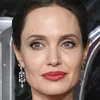 Angelina Jolie: 'Het is moeilijk geweest, ik heb gefocust op het helen van onze familie'
