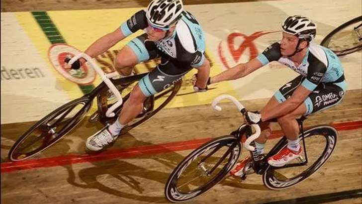 Keisse en O'Shea winnen Gent na spektakelstuk