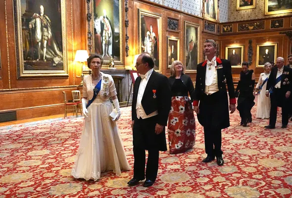 Ook prinses Anne en Sir Timothy Laurence waren van de partij.