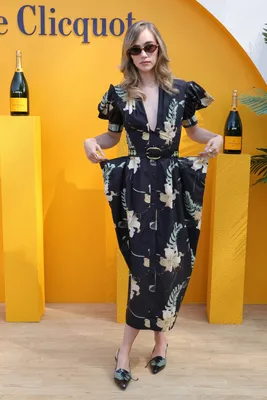 Suki Waterhouse tijdens de Veuve Clicquot Polo Classic