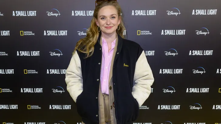 Premiere A Small Light