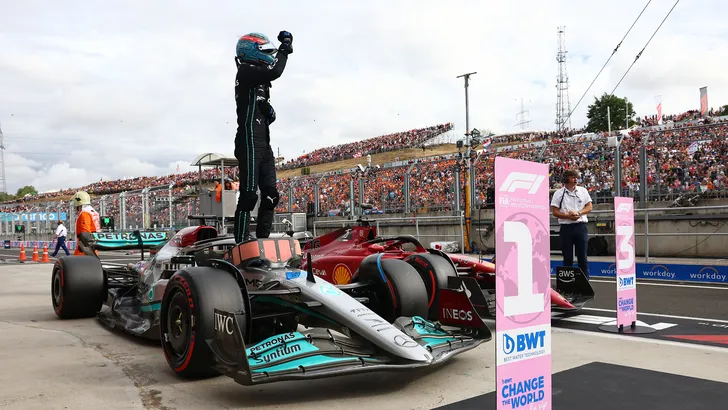 Alesi: 'Mercedes gaat dit jaar geen races winnen' 