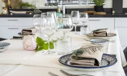 Gedekte tafel 'vijfsterrenrestaurant'