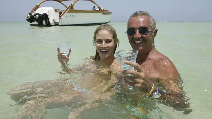 oude mannen met jonge vrouwen