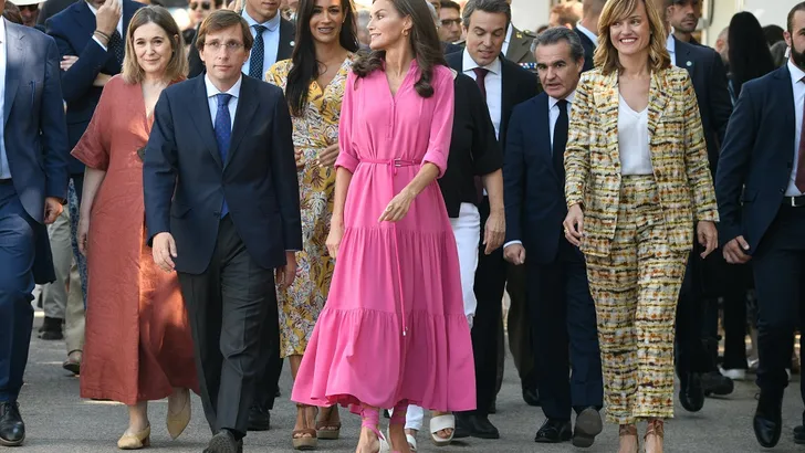 Koningin Letizia in Hugo Boss: the look for less!