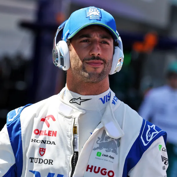 Helmut Marko zet Daniel Ricciardo onder druk: 'Hij moest sneller zijn dan Yuki'