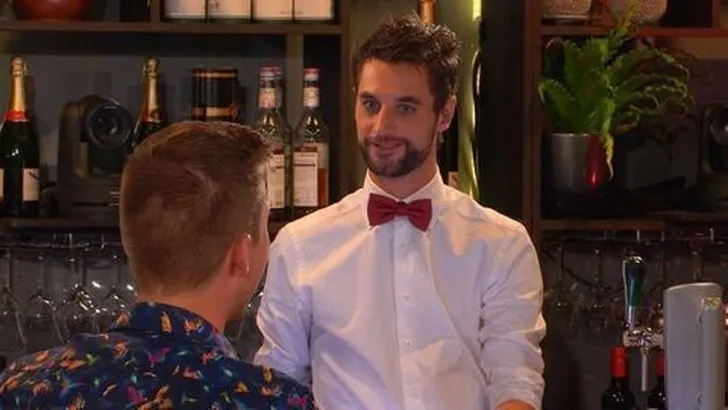 Zo zag barman Victor van First Dates er vroeger uit