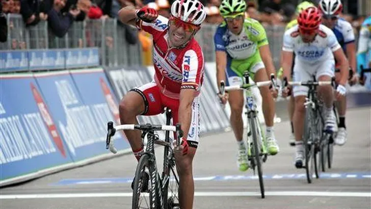 Rodriguez neemt de regie in Baskenland