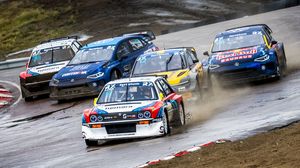 Elektrisch rallycross terug naar brandstofmotoren na enorme accubrand
