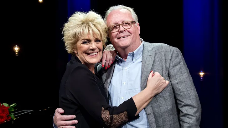 Bekend regisseur en man van Simone Kleinsma onverwachts overleden