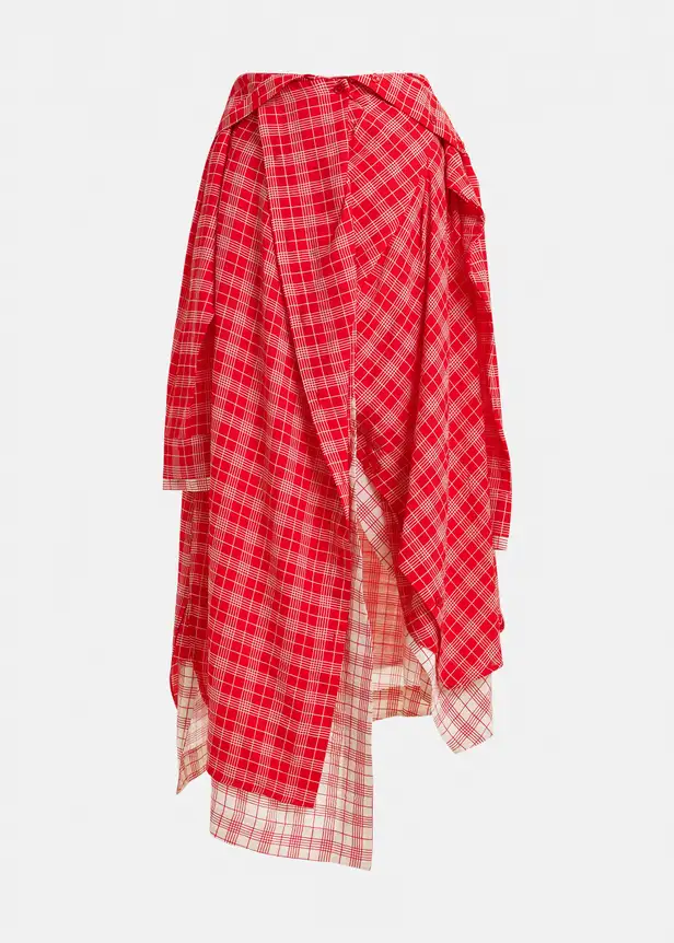 Rode en gebroken witte asymmetrische rok met hemdmouwen in de taille | € 285,00