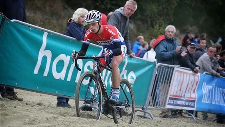 Van der Haar wint eerste wereldbekercross