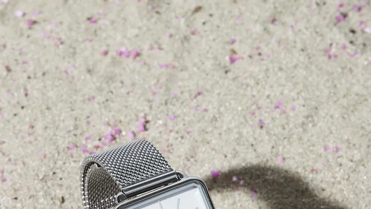 Summer Giveaway: Cluse La Tétragone horloge (10x)