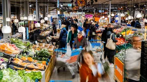 Verboden pesticiden ontdekt bij AH en Jumbo: check direct je keukenkastje!