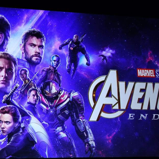 De orgie heeft een Avengers-thema