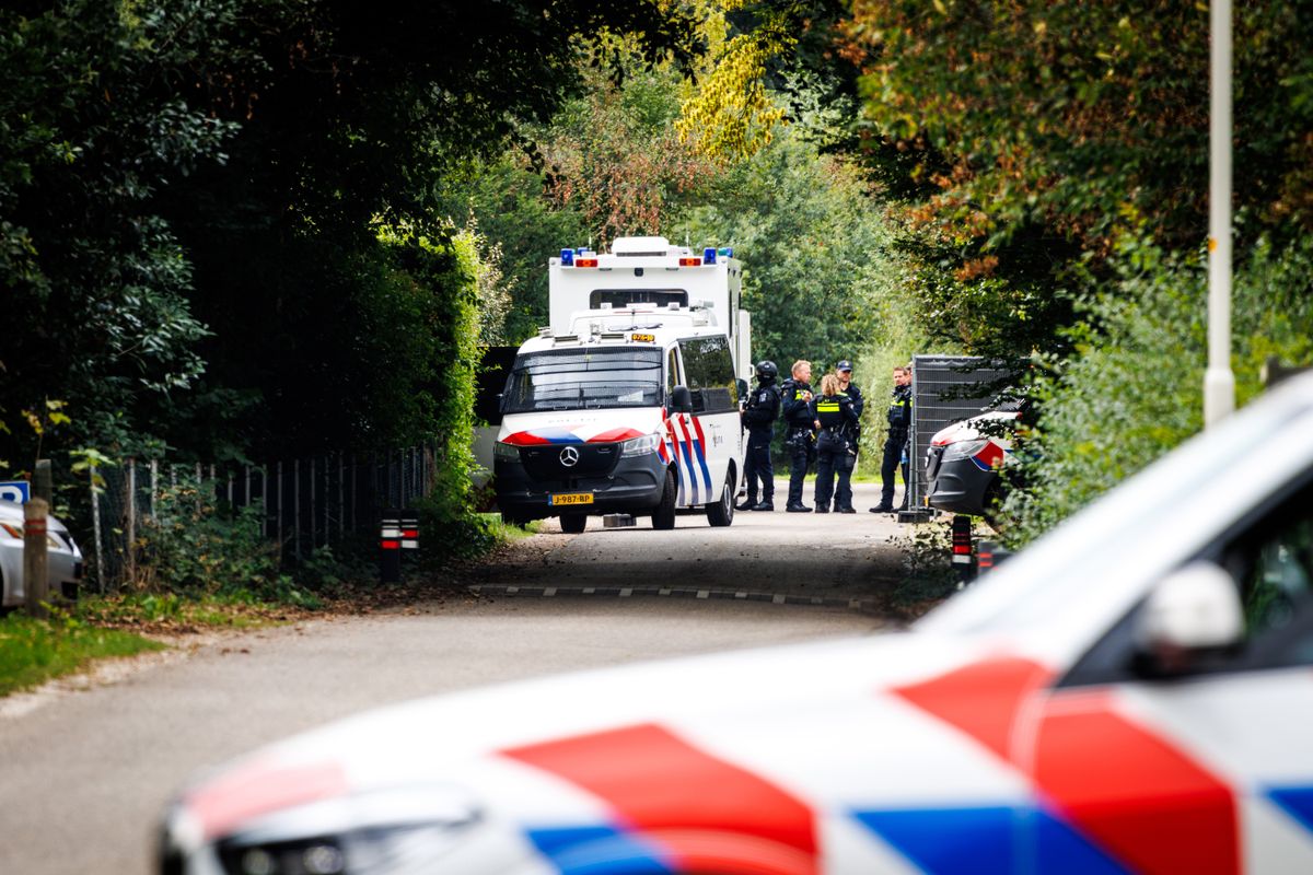 Nieuwe aanhoudingen en vuurwapens gevonden in zaak-Overasselt