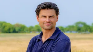 Portret van verdachte Mol Milan in Wie is de Mol?