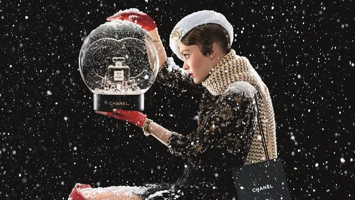 Chanel opent het kerstfilmpjes-seizoen! 