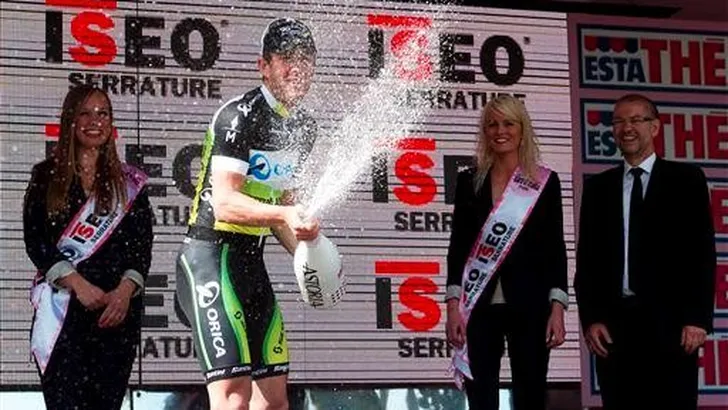 Goss: 'Leuk presentje voor nieuwe sponsor'