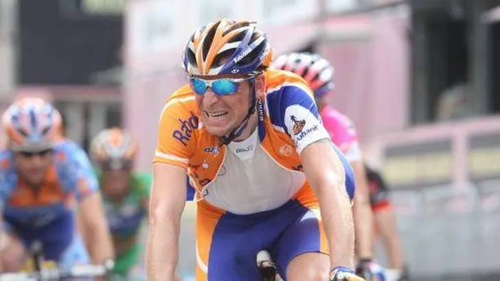 Giro: Menchov de beste van de favorieten