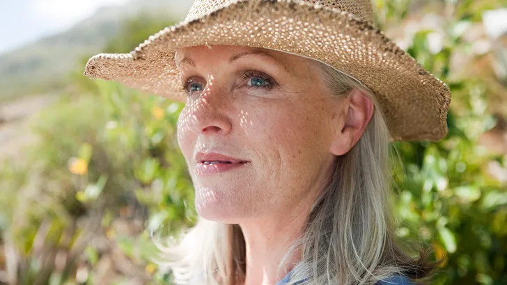 Woman wearing a sunhat