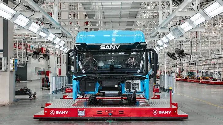 China breekt historisch record en verkoopt voor het eerst meer elektrische trucks dan diesels