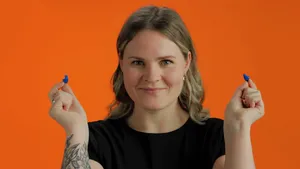 De nieuwe beauty essential: waarom gehoorbescherming de must-have van 2026 is