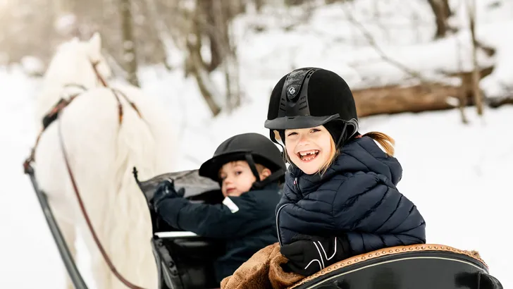Zweedse royals strooien met lieve kiekjes