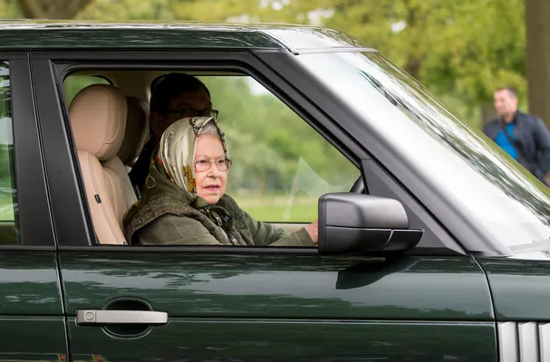 Range Rover Queen Elizabeth