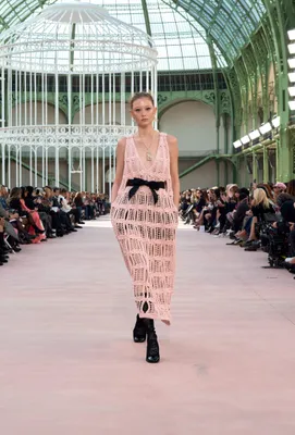 Paris Fashion Week: Chanel's SS25-show