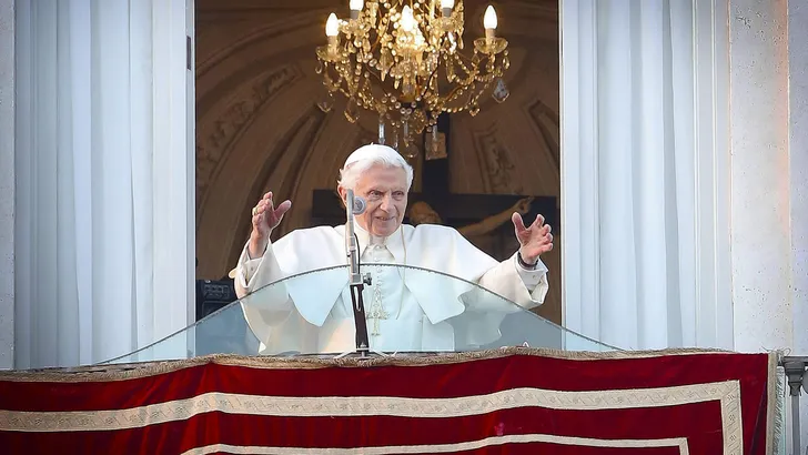 Paus emeritus Benedictus XVI op 95-jarige leeftijd overleden