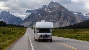 Dit echtpaar verkocht hun huis en bezocht alle 50 Amerikaanse staten in een camper