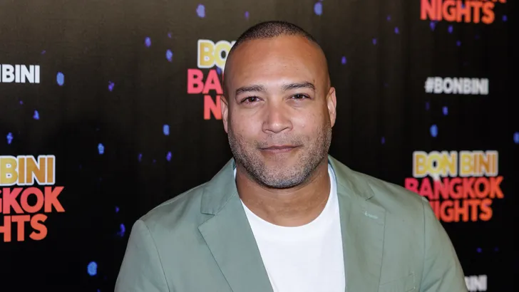 Everon Jackson Hooi bevestigt vertrek uit GTST – Foto van Everon Jackson Hooi op rode loper.