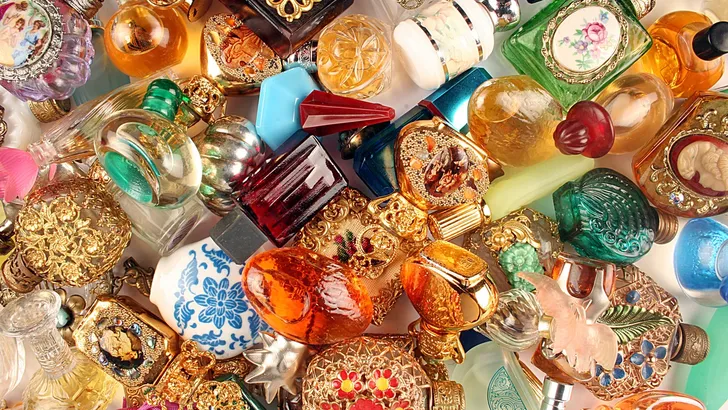 Parfumkenner Corrie: 'Die Nina Ricci miniatuur heb ik nog steeds' 