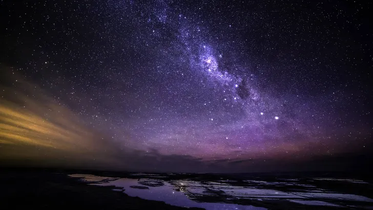 Great Ocean Road at night milky way view