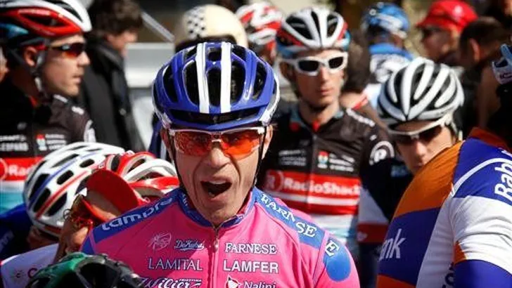 Cunego sprint naar de zege in rit twee Trentino