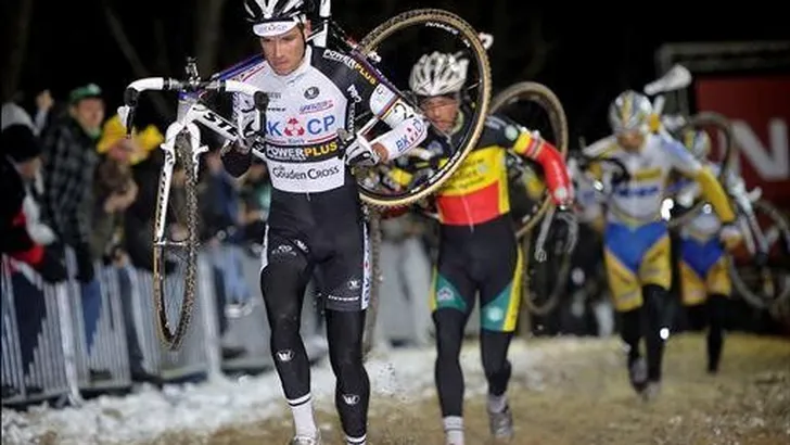 Albert wint na spannende finale in Loenhout