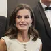 Letizia in witte outfit