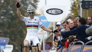 Van Aert beëindigt hegemonie Van der Poel in Spa-Francorchamps