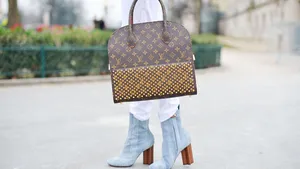 Een Louis Vuitton handtas is het goedkoopst in Londen
