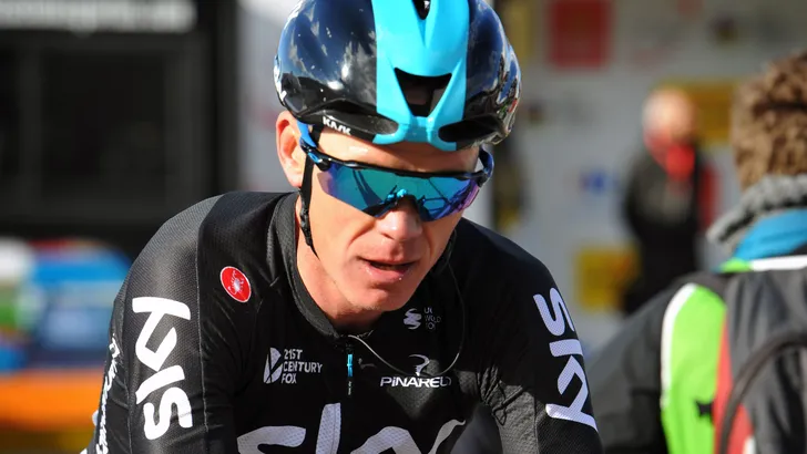 Froome niet op afspraak in Catalonië: 'Dagen als deze zijn zwaar'