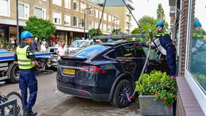 Crash tesla Rotterdam