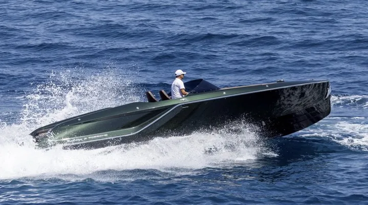 Fauscher X Porsche Fantom 850